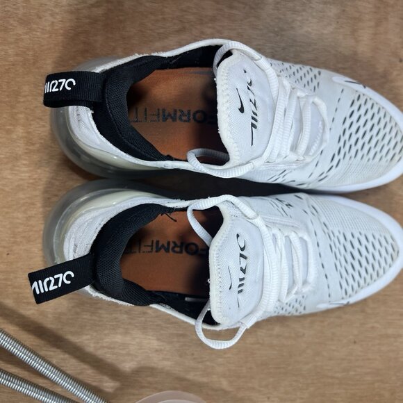 Nike Air Max 270 Women's Size 10 AH6789-100 White Black Running Athletic Shoes - Picture 8 of 9